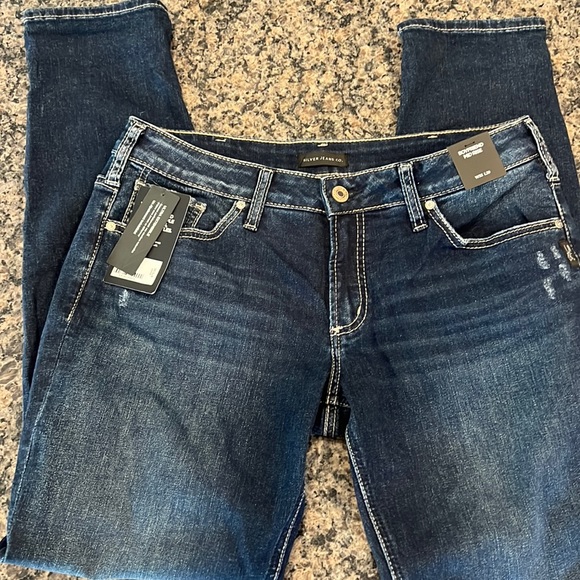 Silver Jeans Denim - NWT Silver Boyfriend Mid-Rise Jeans, size 32